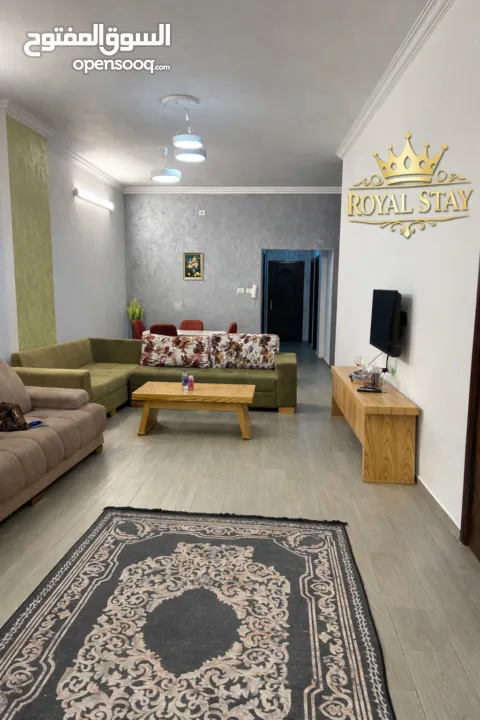 شقة للإيجار – شارع 15 (مفروشة)