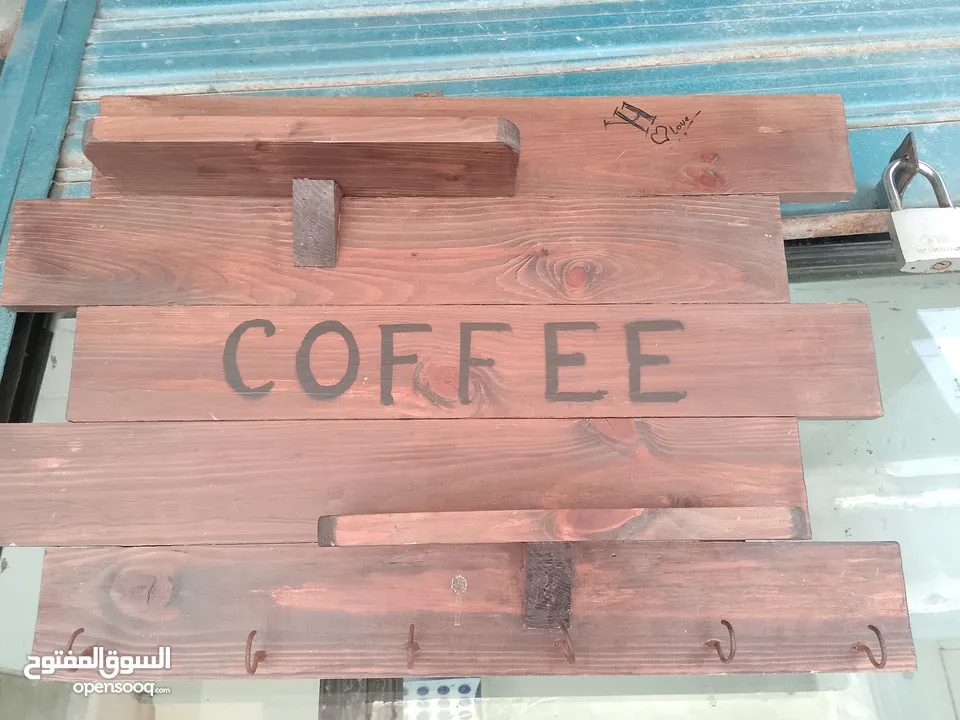 مستلزمات بيبي حديثي الولادة والرضع كارسيت بيبي كووت وشنته وكارسيت وفرشة لعب وغيار موجودات بالبقعة