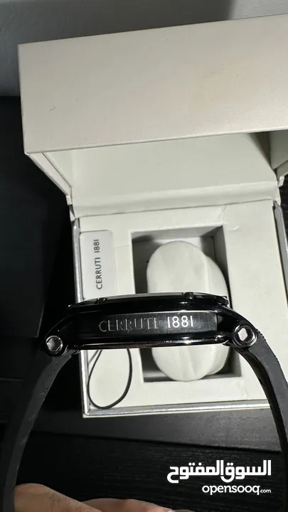 للبيع ساعه cerruti 1881 watch