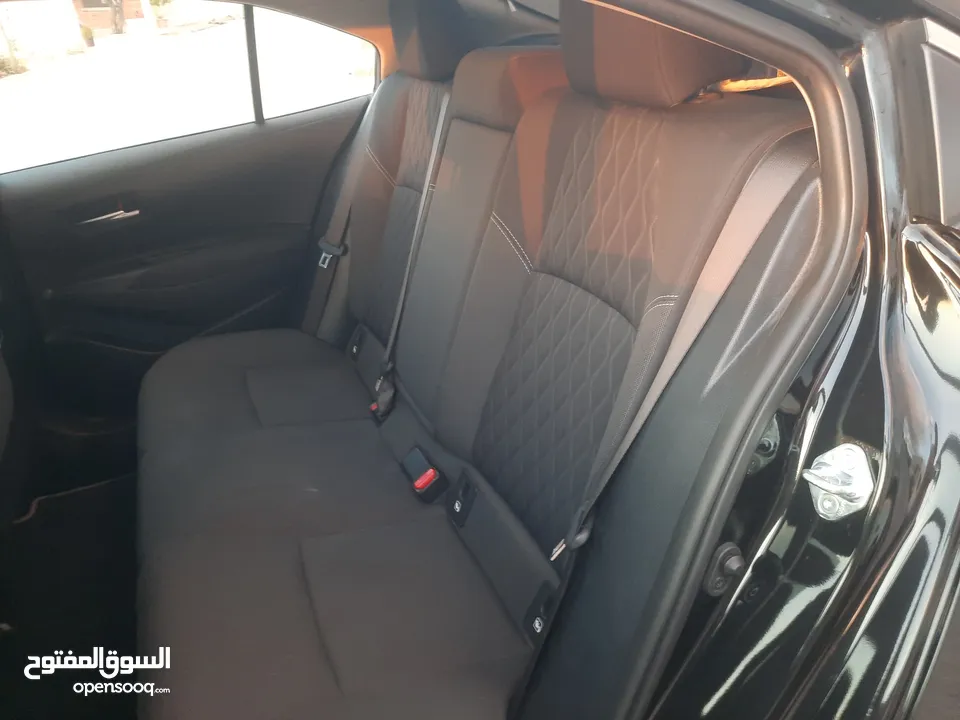 تويوتا كورولا هايبرد موديل 2023 بحالة الوكاله وارد وصيانه المركزية تويوتا .
