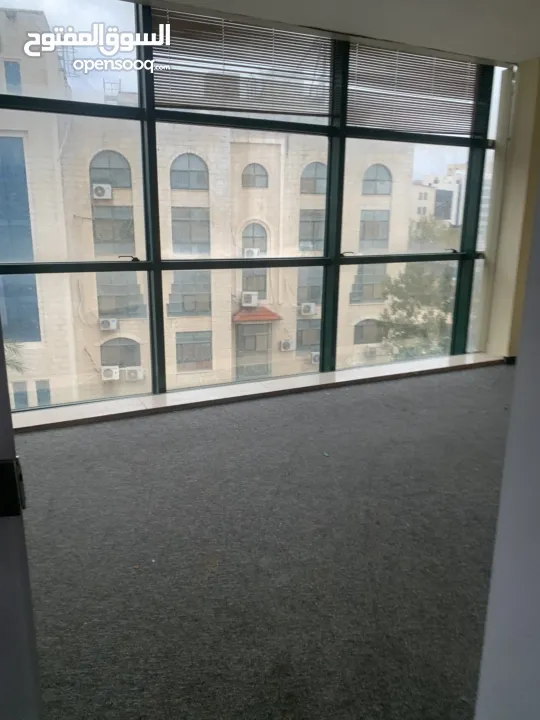 مكتب للايجار