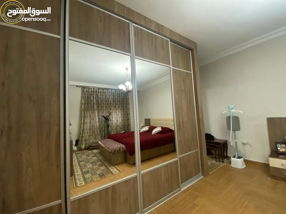 شقة أرضية فاخرة للبيع في خلدا العوجانية  - قرب جامع الهمشري 200م مع ترس امامي 70م تشطيب سوبر ديلوكس