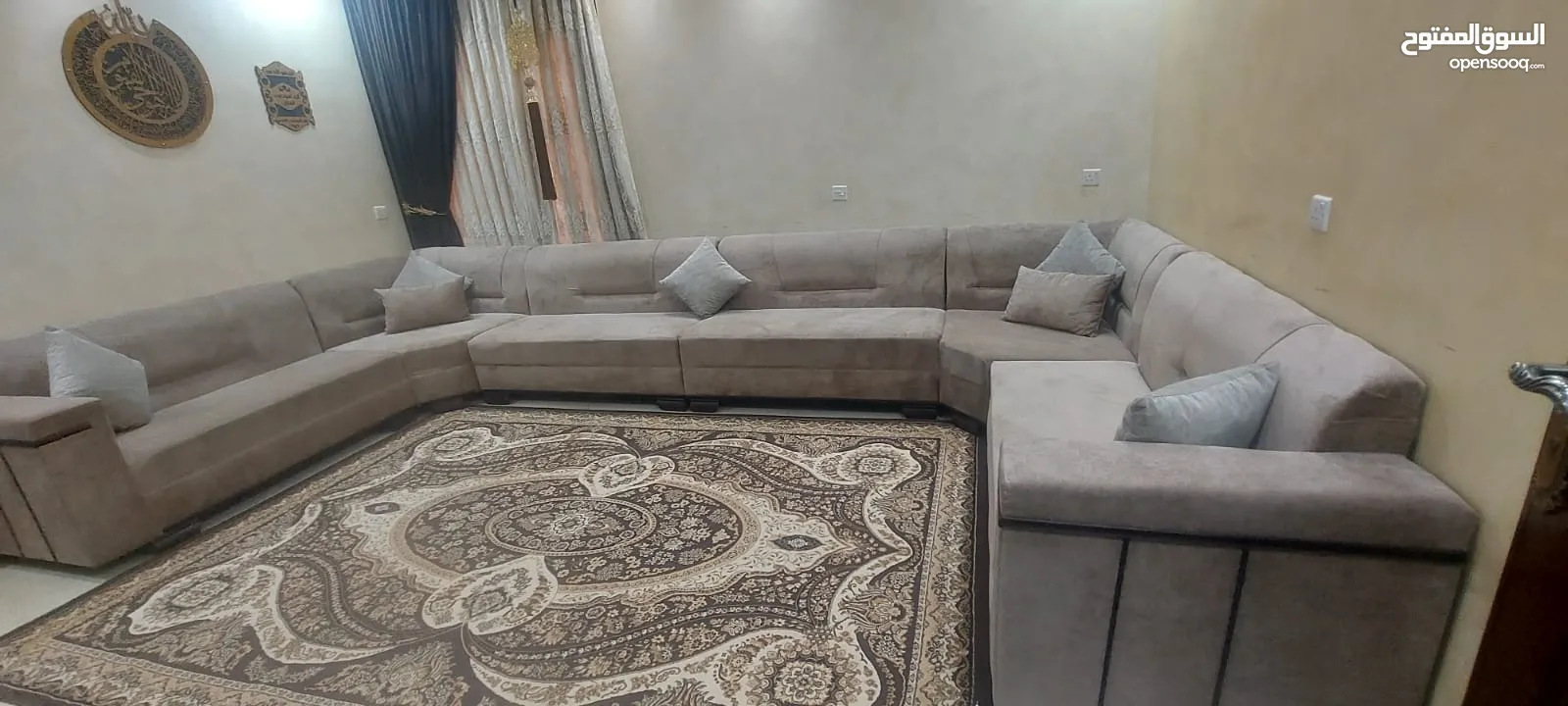 طقم كورنر لون بيج غامق