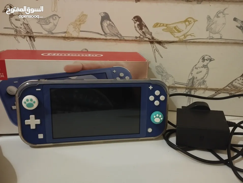 جهاز Nintendo Switch Lite للبيع. نينتيندو سويتش لايت.