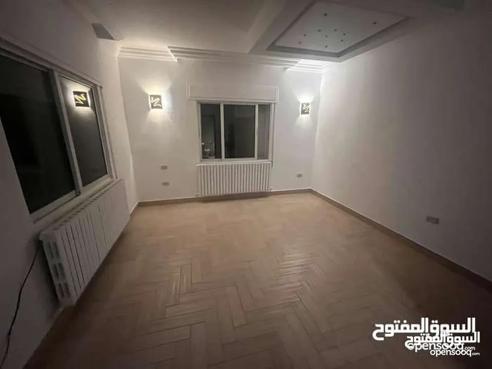 روف مع ترس بإطلالــــه رائعة