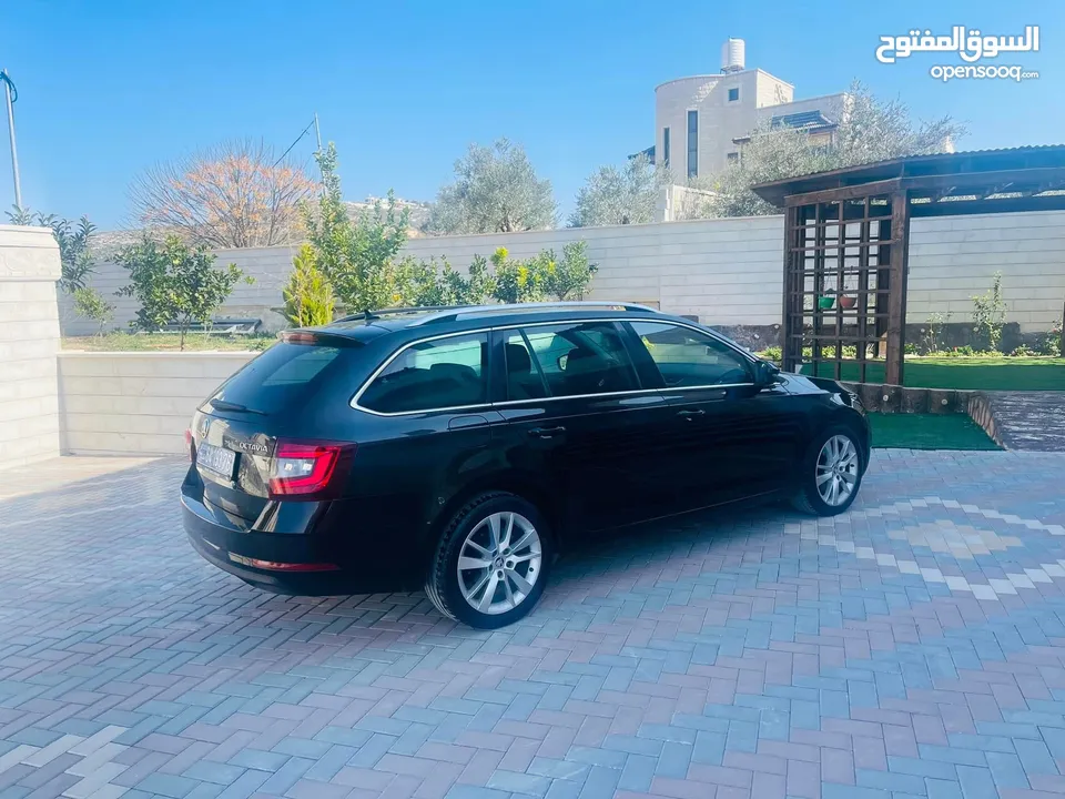 سكودا 2020 بالرخصة صيانة كاملة  ترخيص وتامين شامل فل الفل بدون فتحة  الإضافات كل شي بخطر ف بالك