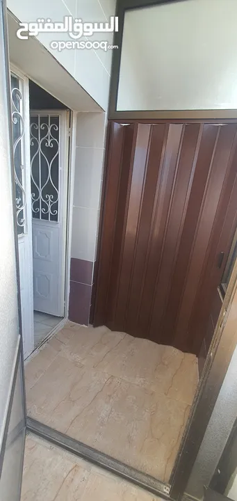 شقة سكنيه للايجار السنوي تشطيب ديلوكس