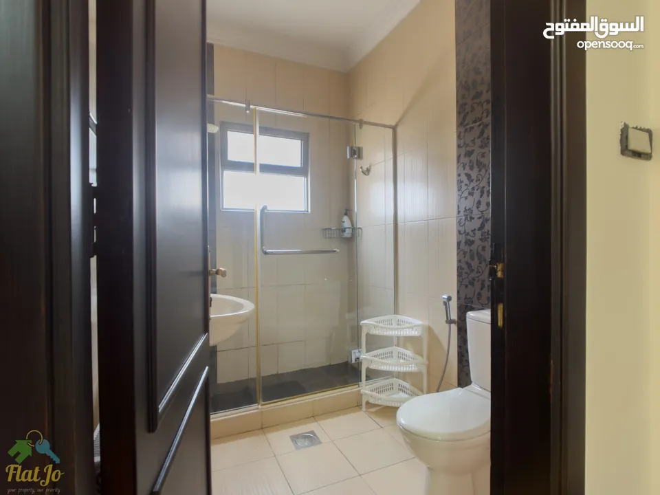 Bright furnished three bedroom apartment in Abdoun شقة مميزة ثلاث غرف نوم في عبدون بالقرب دير غبار