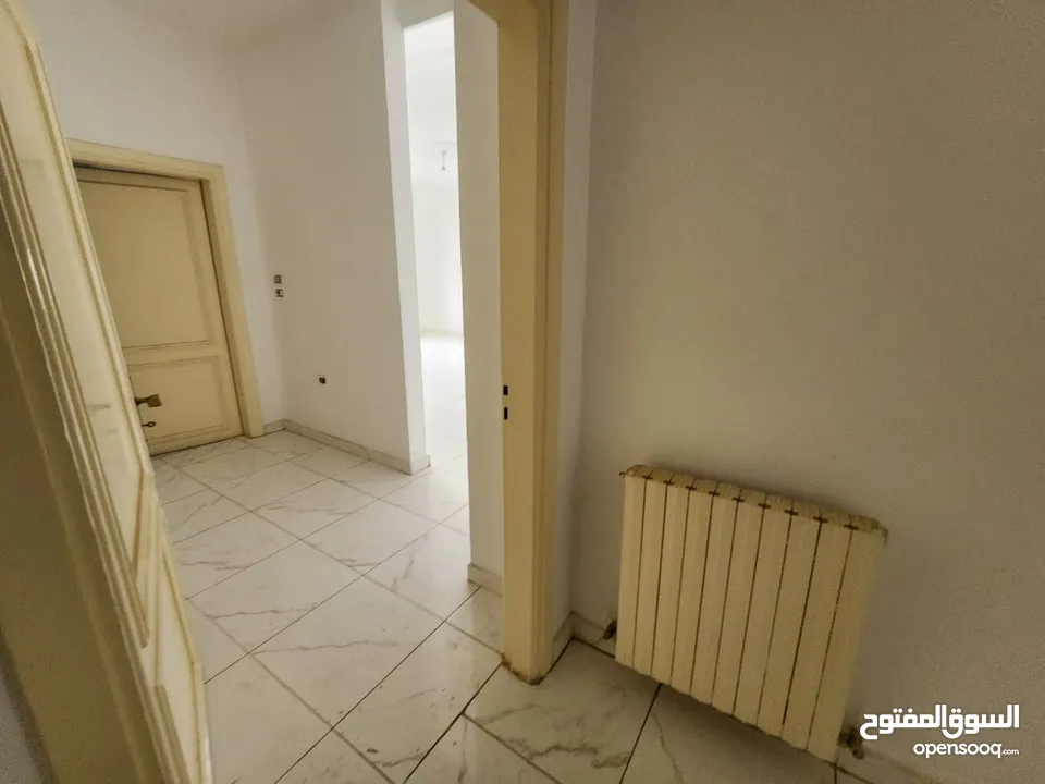 شقة طابقية للبيع او للإيجار في عبدون الشمالي - ref : 14473