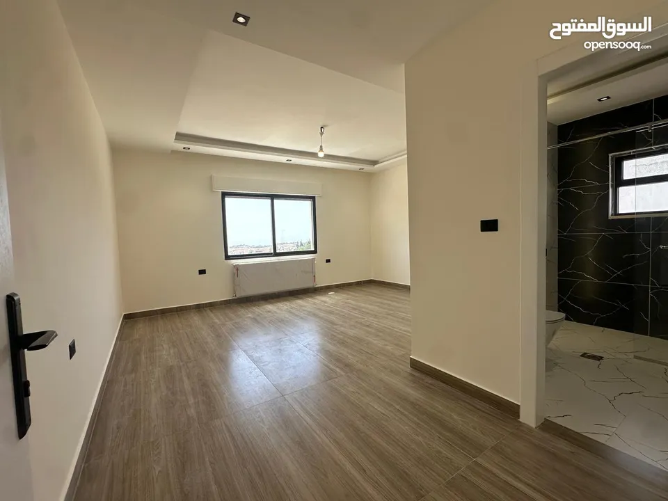 Apartment for Sale in Marj Al Hamam ( Property 43050 )-174809368