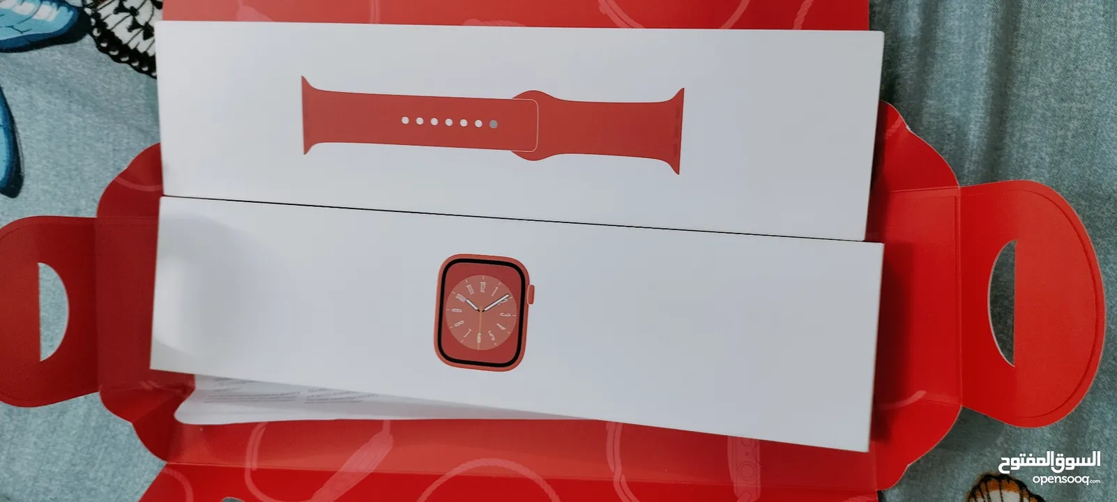 Apple watch series 8 Red color