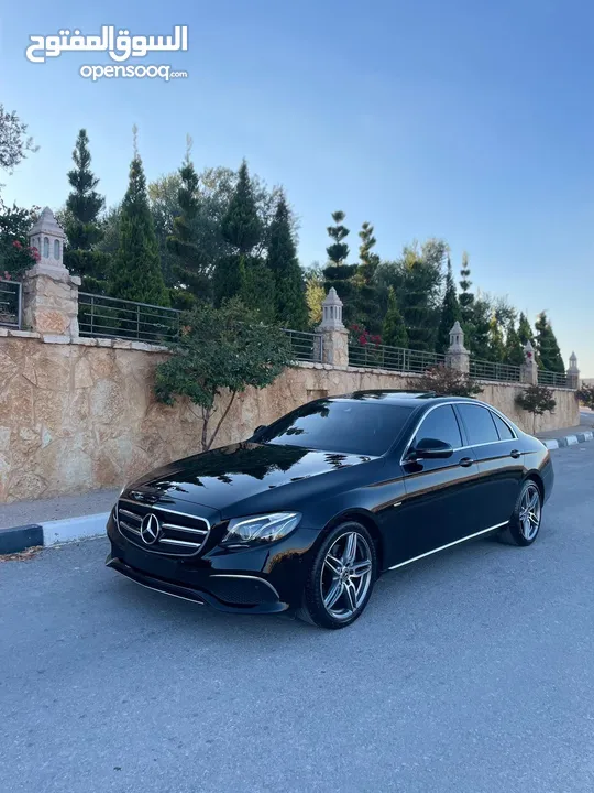 Mercedes Benz ترخيص 2018