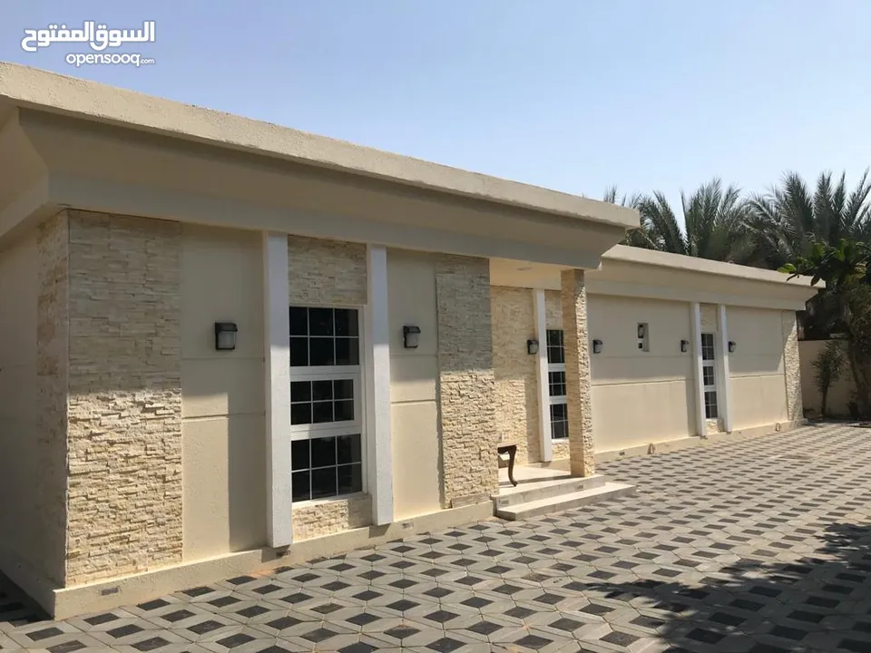 المباني الحديثة البيوت الجاهزة البناء الجاهز أو البيوت الحديثة في الامارات UAE مقاولات
