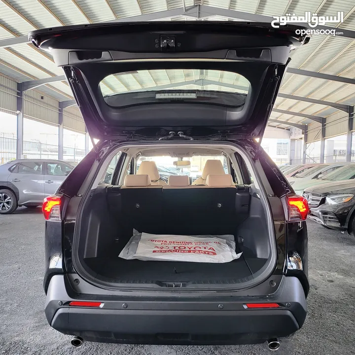 TOYOTA RAV4 LE 4X2 HYBRID -2024  تويوتا راف فور  2024-صنع ياباني