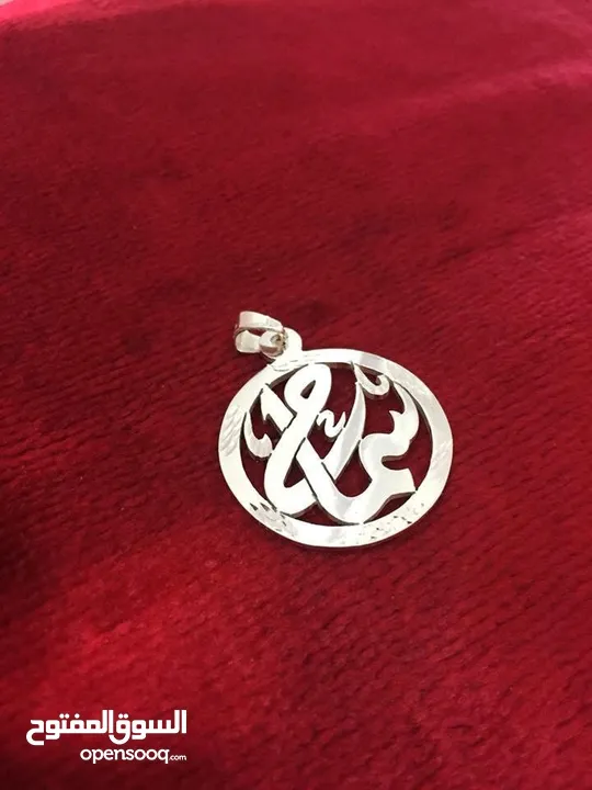 تفصيل الاسماء حسب الطلب بافضل جوده وفضه اصلي عيار صافي