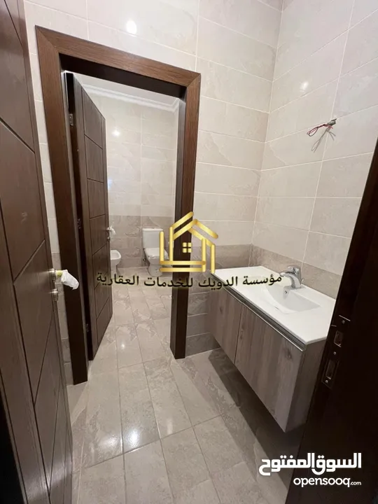 شقة فاخرة جديدة لم تسكن أرقى واجمل مناطق عبدون