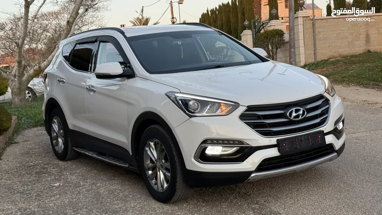 بحالة الوكالة hyundai santa fe  2016