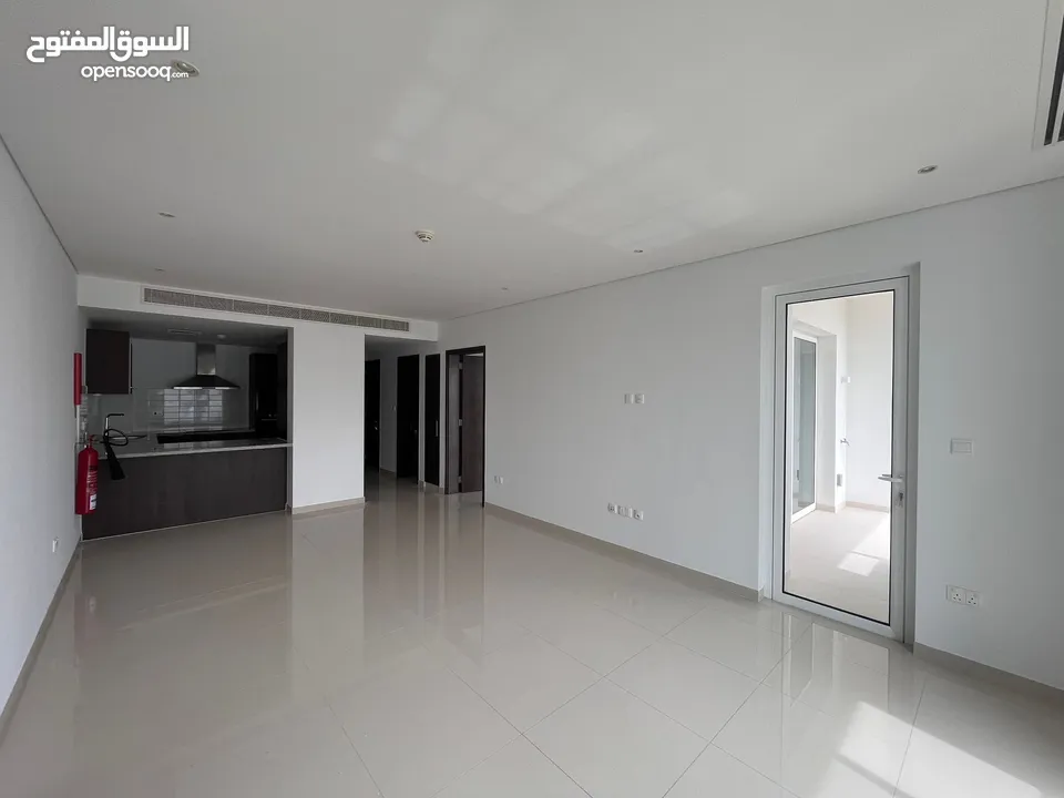 1 BR + Study Room Spacious Apartment for Rent in Al Mouj