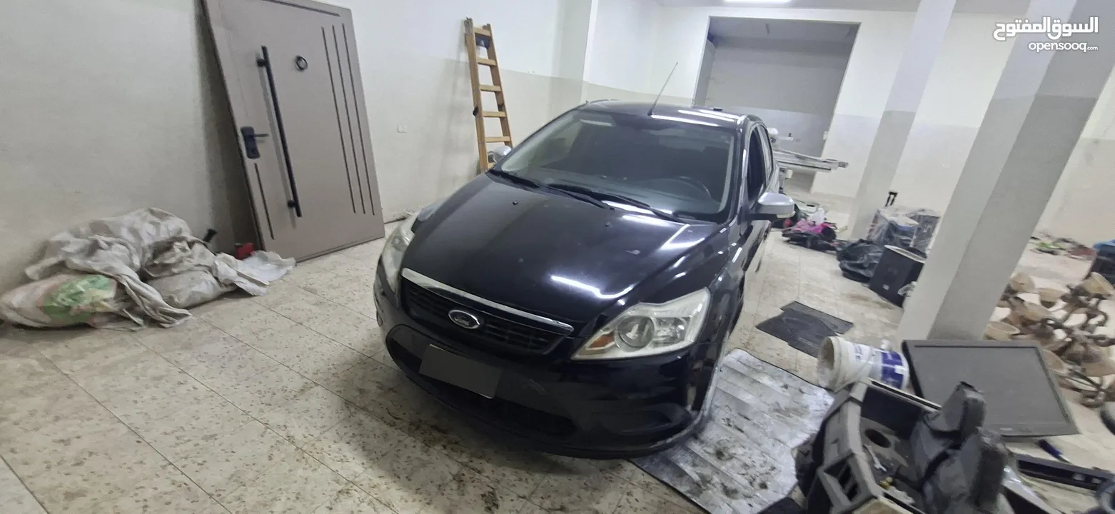 فورد فوكس موديل 2010_اتومتيك _ماتور 1600اصل برايفت فحص نظيف نص كاش ونص شيكات