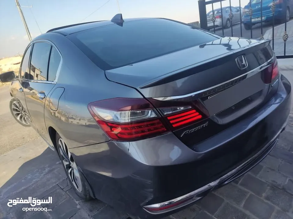 ((سعر حرق وتحدي ولمدة اسبوع فقط)) هوندا أكورد موديل 2017 فل كامل للبيع بسعر مغري جدا جدا جدا