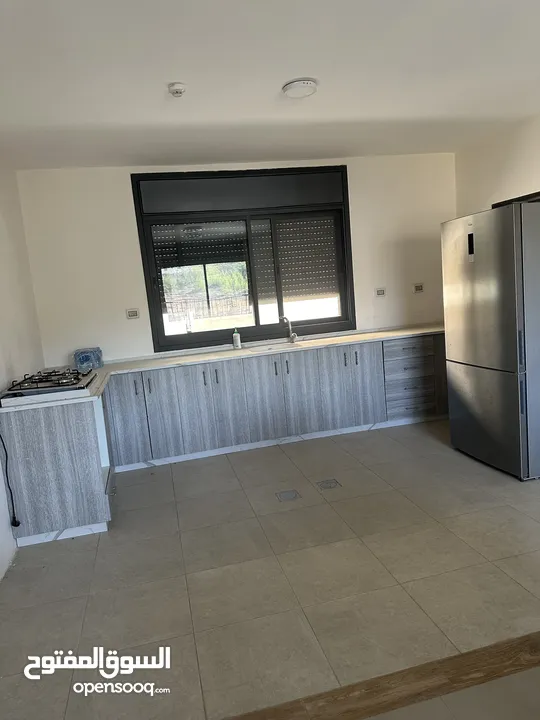 شقة للإيجار في منطقة عين منجد