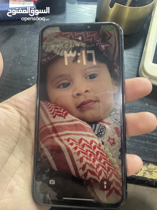 آيفون 11 برو للبيع