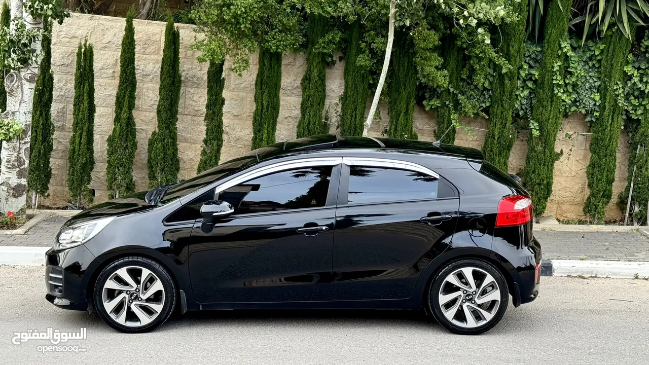 ‏  كاملة الاوصافAbu Kwaik Motors..  Kia Rio 2017  فحص ممتاز طلاء الشركة بالكامل ،، عداد 47 الف اصلي