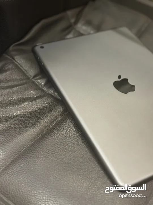 Ipad 9 64g battery 100%