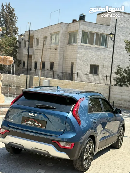 كيا نيرو 2022.بنزين وكهريا .الخليل او رام لله .فل عدا فتحه .بحاله ممتازه فحص نخب .مستورد