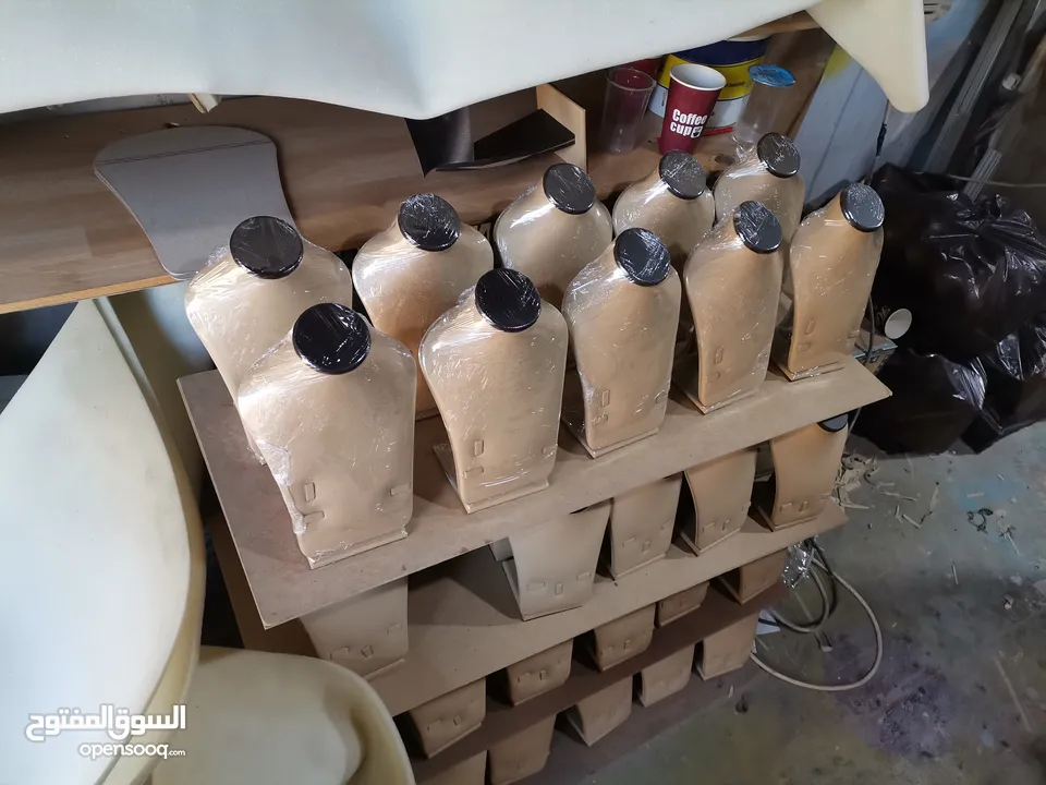 كل ما يلزم محلات الذهب والفضه  والبازارات تفصيل تواصي حسب الطلب  باسعار جدا منافسه