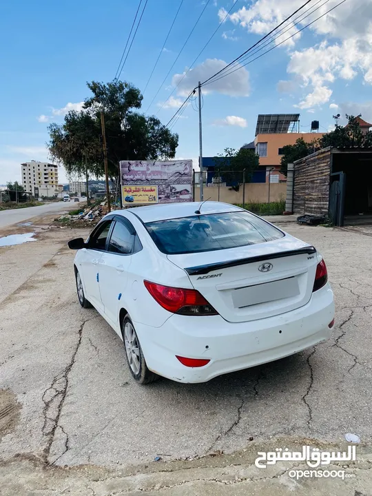 اكسنت 2015 بنزين 1600 4 غيار