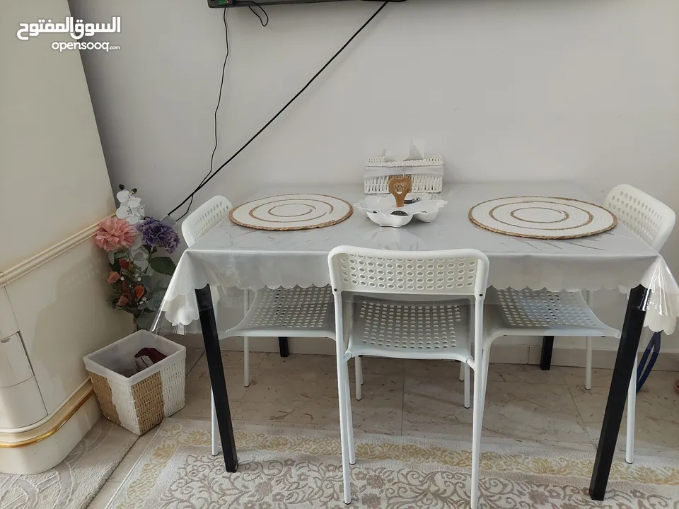 طاولة سفرة مع كراسي Table from ikea and chair from ikea