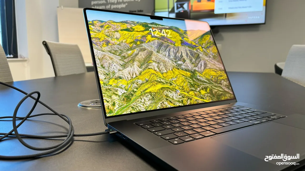 MacBook Pro M4 16”  48GB / 512GB  مع كفالة رسمية من أبل 3 سنوات