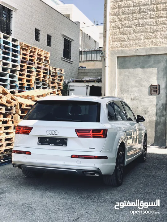 Audi q7 2015