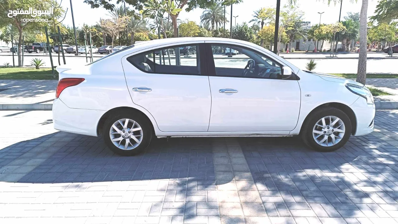 Nissan Sunny 2022 white full option for sale