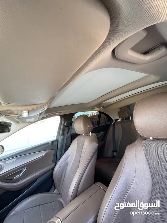 Mercedes-Benz/ E220 مرسيدس