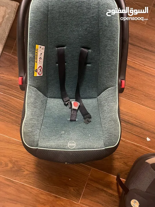 Baby Car Seats very clean