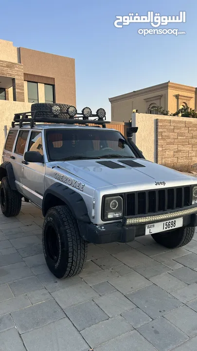 Jeep 2001 ajman