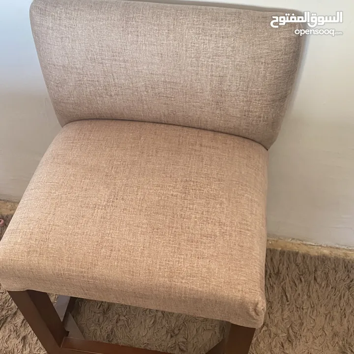 طاولة سفرة مع 6 كراسي