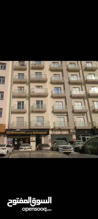 شقة للايجار في بوشر  واجهة على الشارع الطابق الاول ببلكونتين/Ofice/apartment  for rent in Bawshar wi