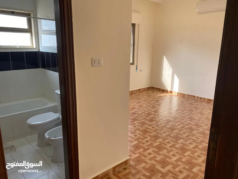 شقة للبيع أم زويتينة الجبيهة