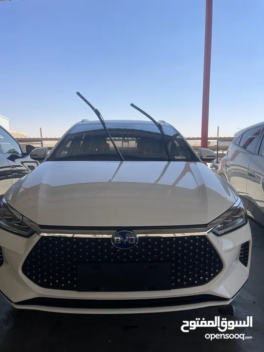 E2 2021  لكجري اعلى صنف بطاريه  فحص 95٪؜  ممشى فعلي بطاريه كبيره 405 كيلو  كرت ابيض