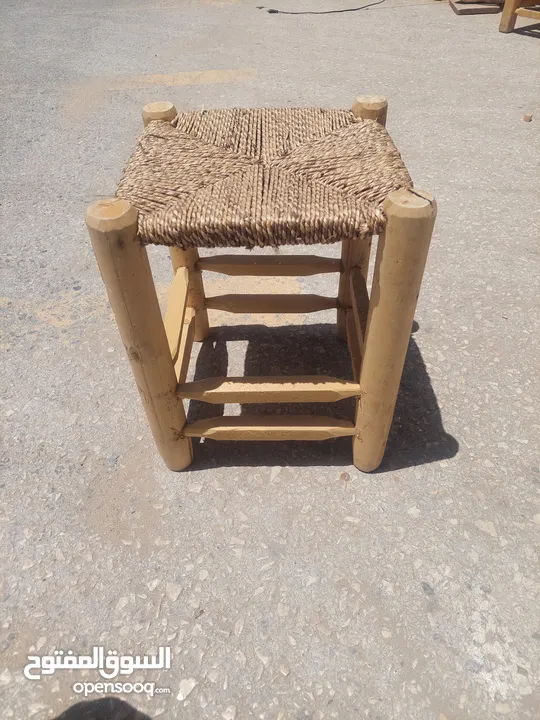 كراسي خارجية وأخرى بسعر مناسب