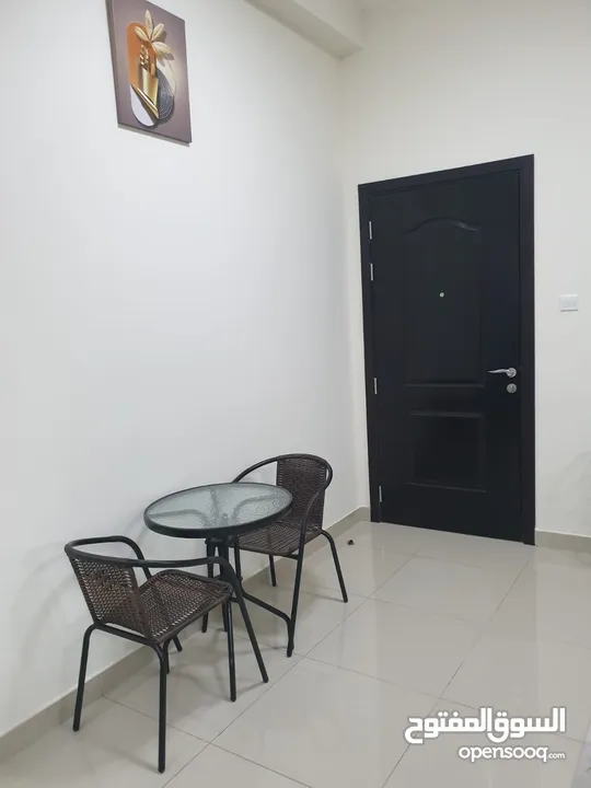 شقة غرفة وصالة للايجار الشهرى بكورنيش عجمان