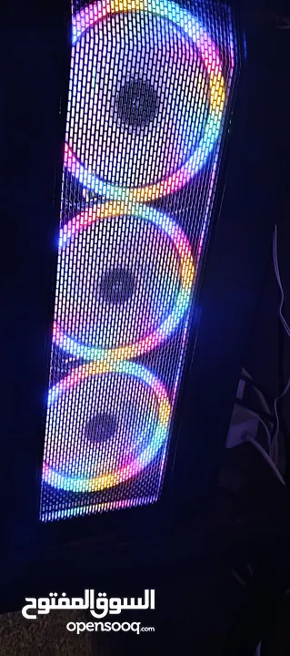 PC gaming with monitor