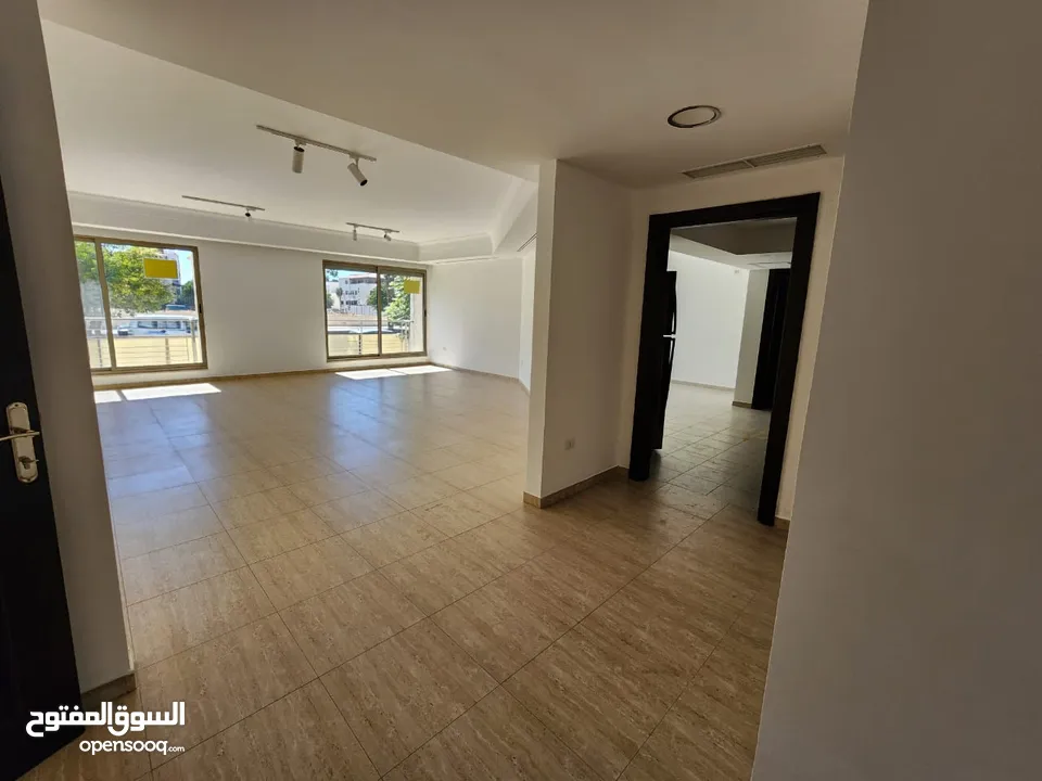 شقة للإيجار في عبدون -14139