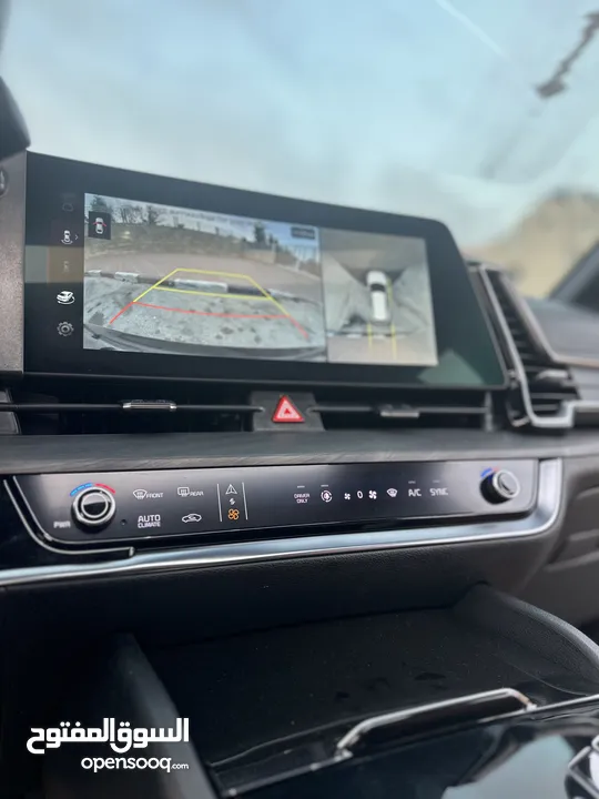 كيا سبورتاج هايبرد 2023 / فل كامل مع بانوراما وفرش مميز غرفه عسليه / عداد قليل / سعررر مميز جداً