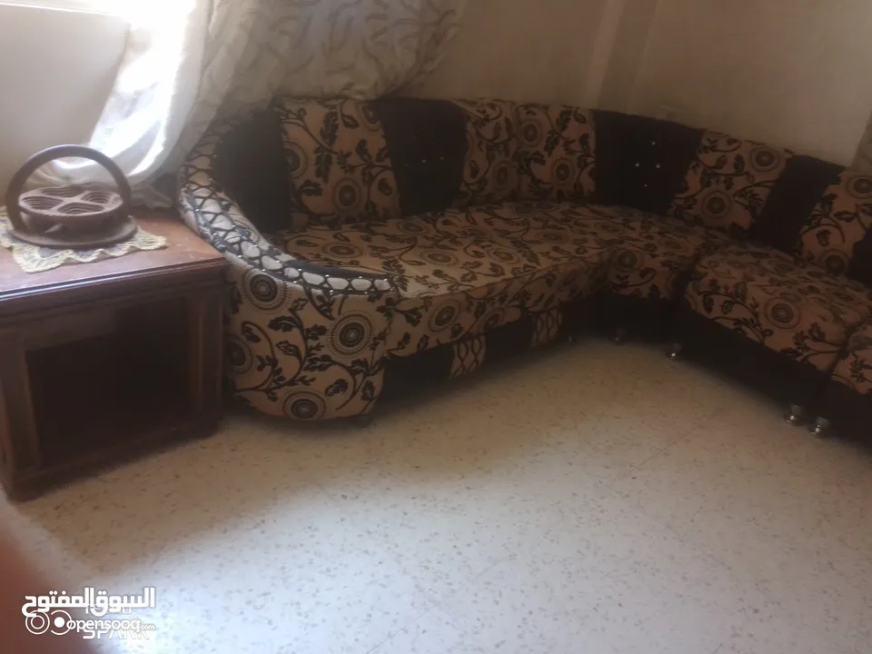 كورنر مرتب لون بني وبيج قماش خيش مرتب