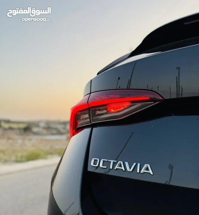 اوكتافيا 2021/20 بالنايلون منمرة من اربع شهور حررق سعرر 95.000 شيكل كاش و نهاائي