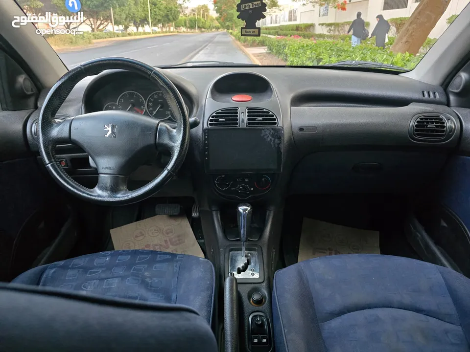 بيجو 206 بحالة ممتازة للبيع